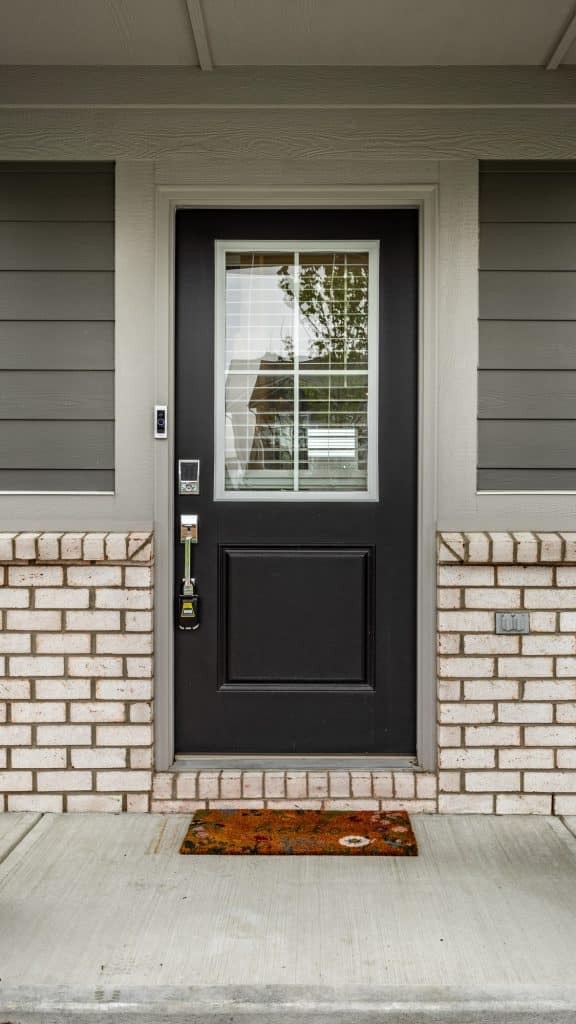 04 6579 W 650 N Model Home