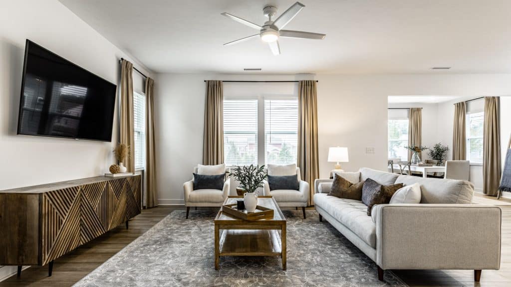07 6579 W 650 N Model Home